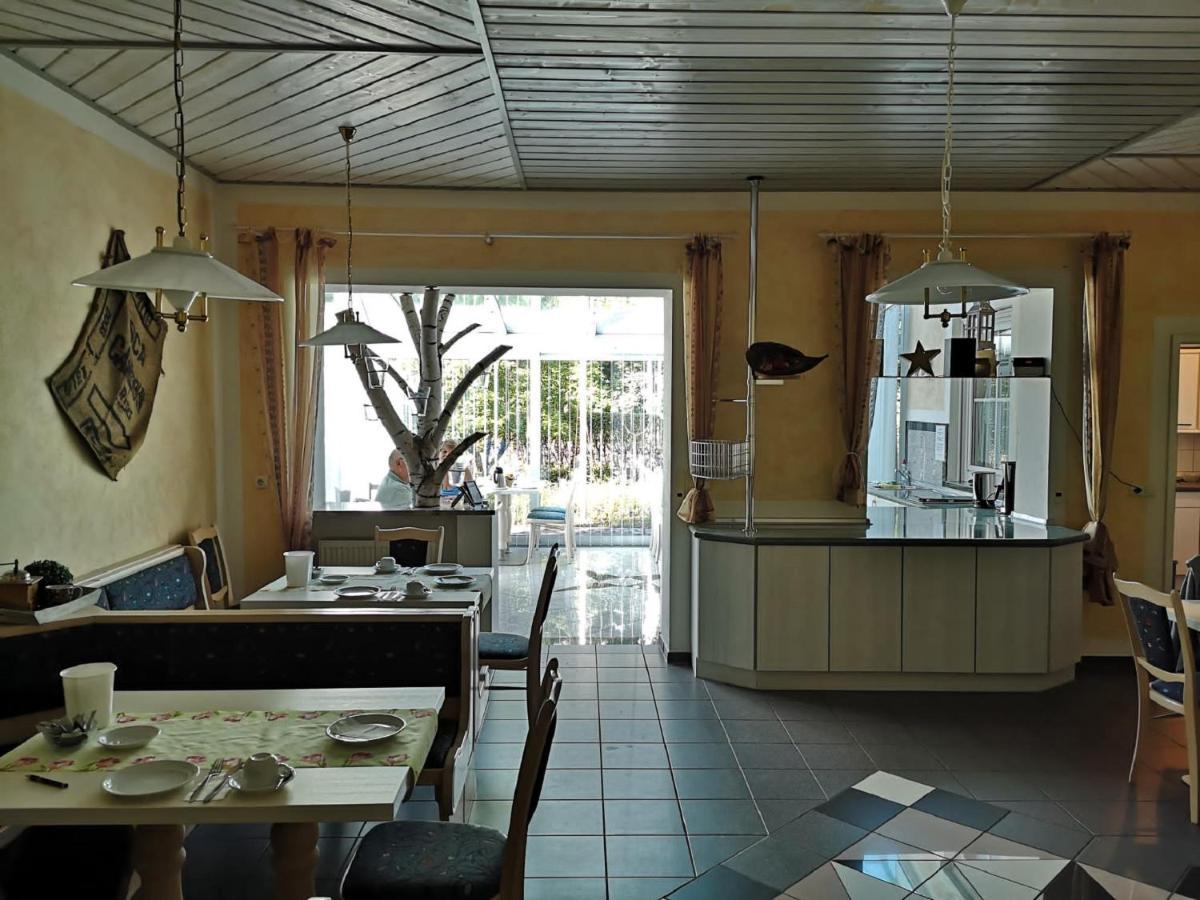 Pension Martinus Neustadt an der Donau Exterior photo